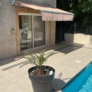 L'appartement Du Micocoulier Salon-de-Provence